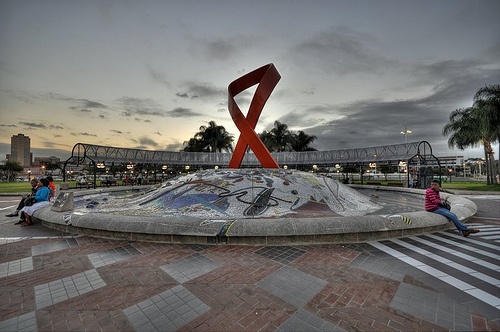 Image de l'article Red ribbon monument, Durban – Mémoire individuelle et mémoire collective
