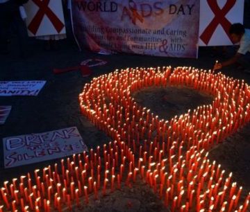 Sida : les idées fausses se propagent chez les jeunes, alerte Sidaction